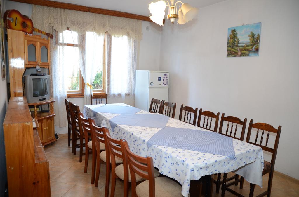 Kristal Guest House ทริกราด ภายนอก รูปภาพ